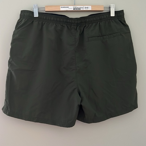 Men's Black Shorts - Picture 2 of 3